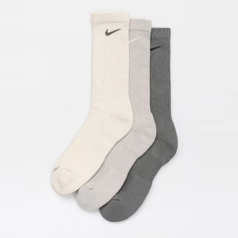 Nike Swoosh Logo Socks - One Set of Three Pairs [SX6888-991]