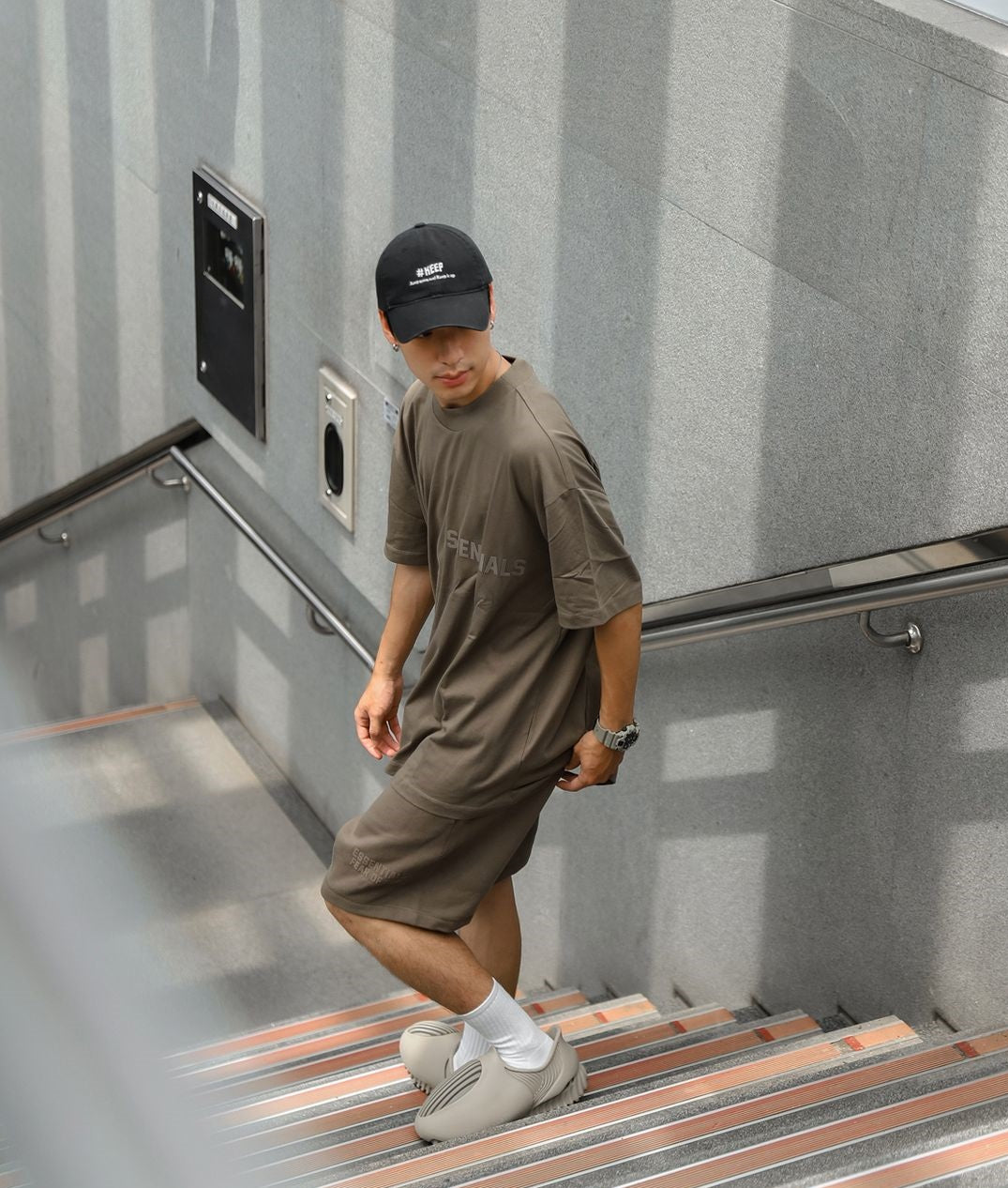 FOG Fear Of God Essentials SS23 T-Shirt Tee