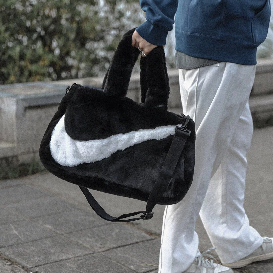 Nike Sportswear Faux Fur Tote Bag [DQ5804] [FB3050]