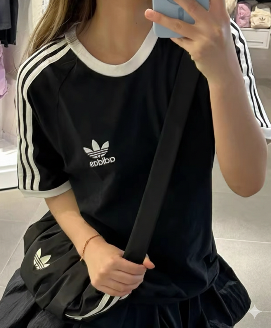 ADIDAS CLASSIC 3 STRIPES TEE T-SHIRT (SAME DESIGN JENNIE)
