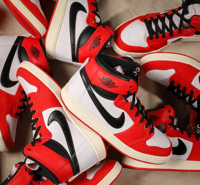 Air jordan 1 chicago bred sale