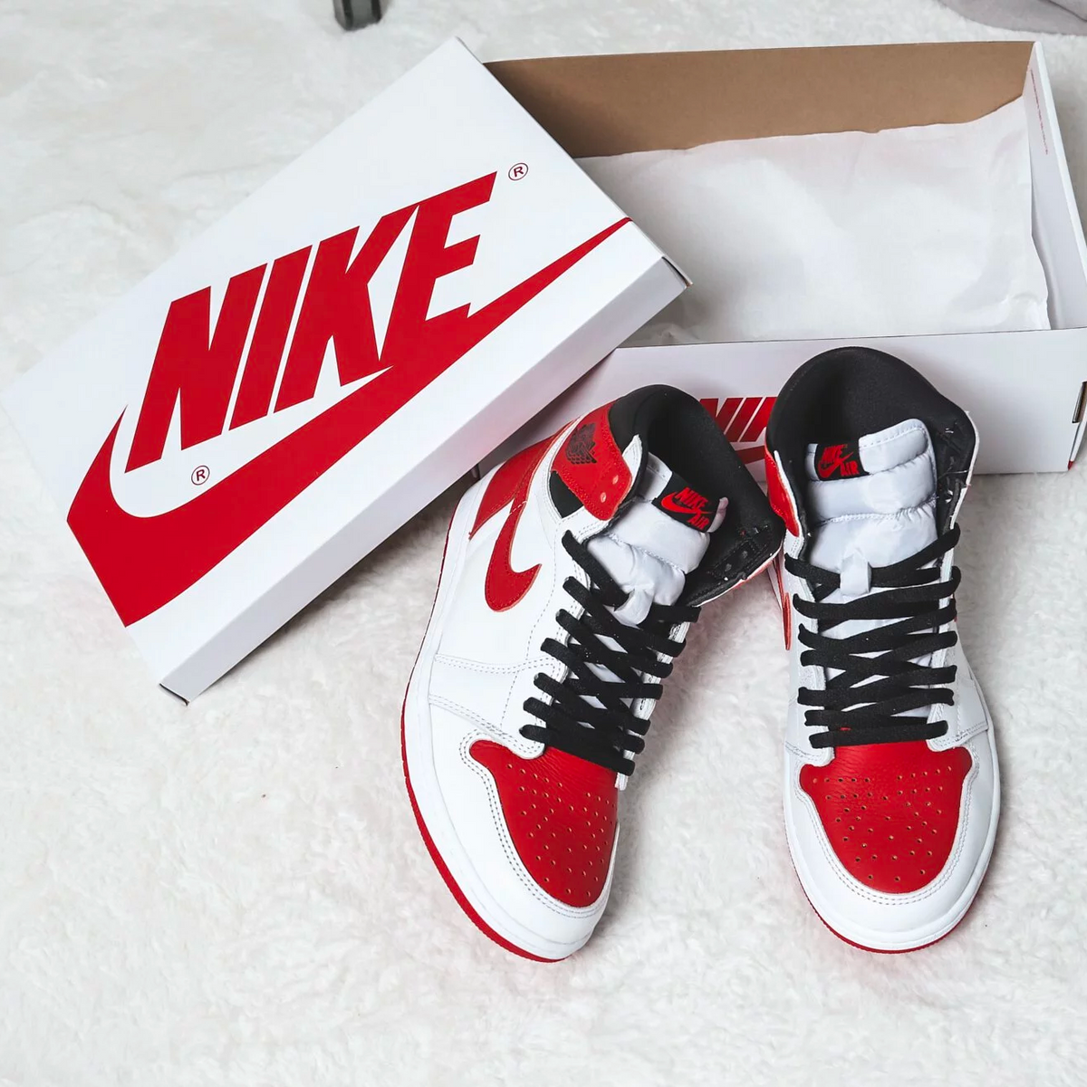 Nike Air Jordan 1 Retro High OG Heritage [ – hyped
