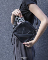 ADIDAS Black Diamond-Shaped Bag【JC6004】