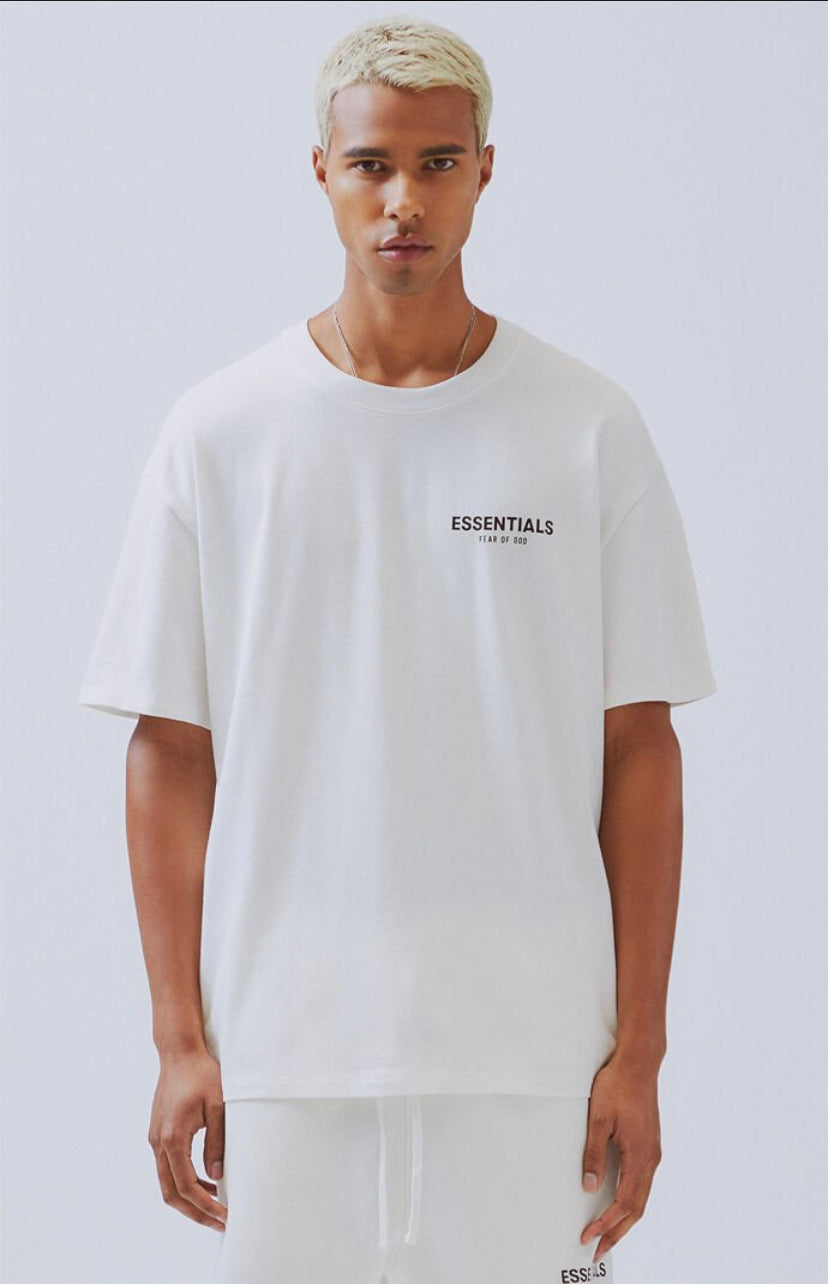 FEAR OF GOD  ESSENTIALS Tシャツ Buy Fear of God Essentials Signature Logo Tee Black online in