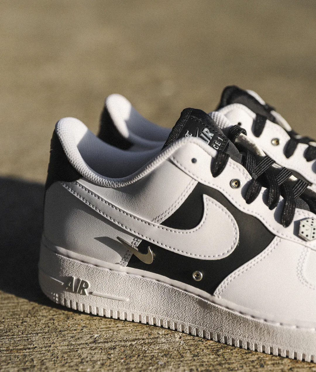 NIKE AIR FORCE 1 '07 PRM 【DA8571-100】AF1