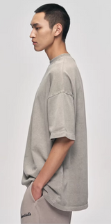 FEAR OF GOD ESSENTIALS SIGNATURE 90'S T-SHIRT