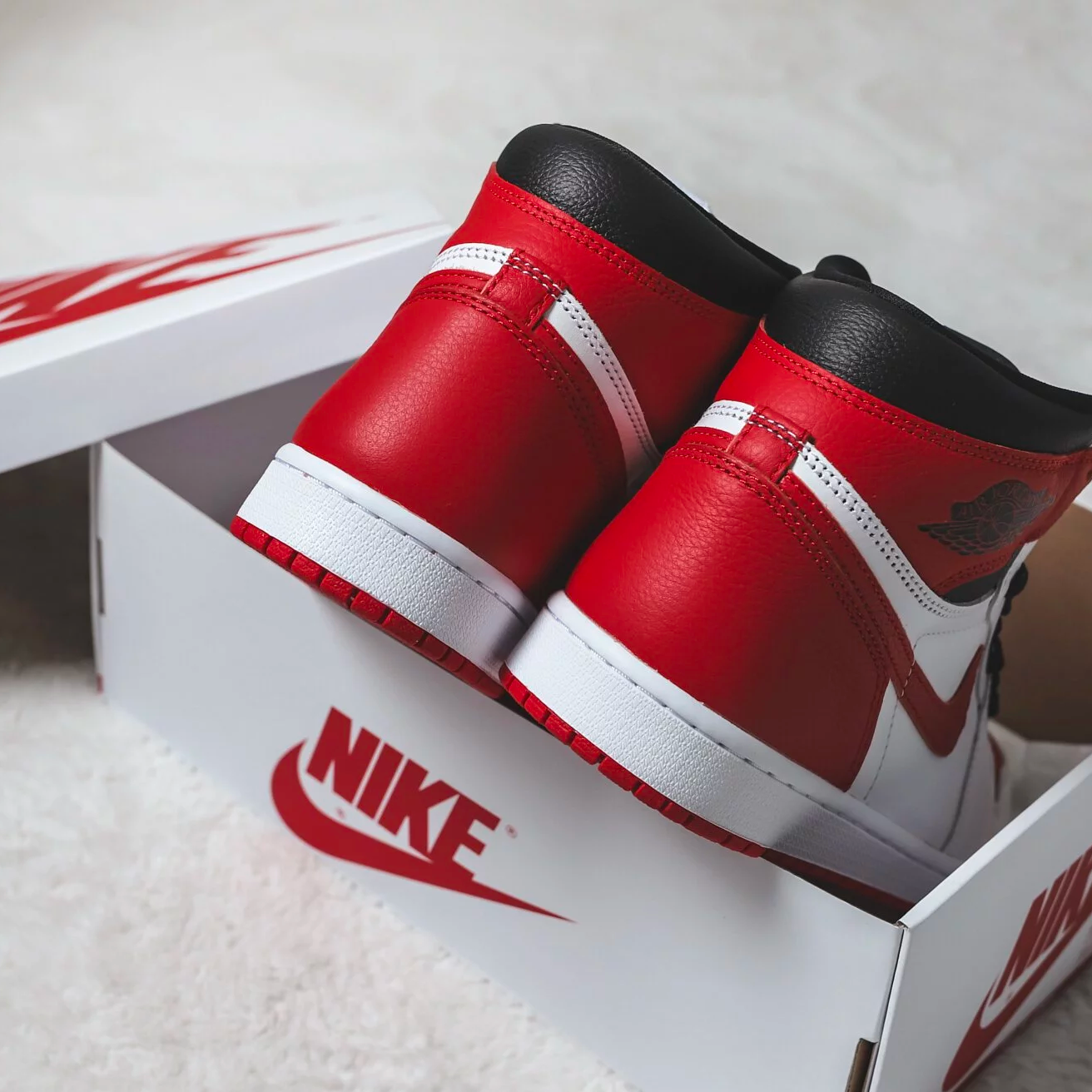 Nike Air Jordan 1 Retro High OG Heritage [555088-161] – hyped.