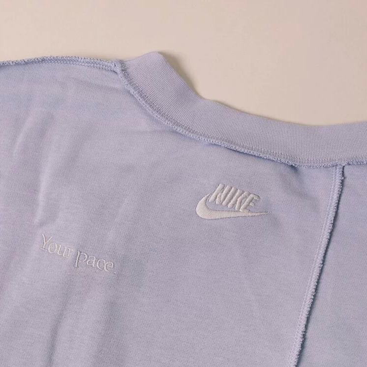 Nike NSW Crew Sweater (Women's) [DO6960]