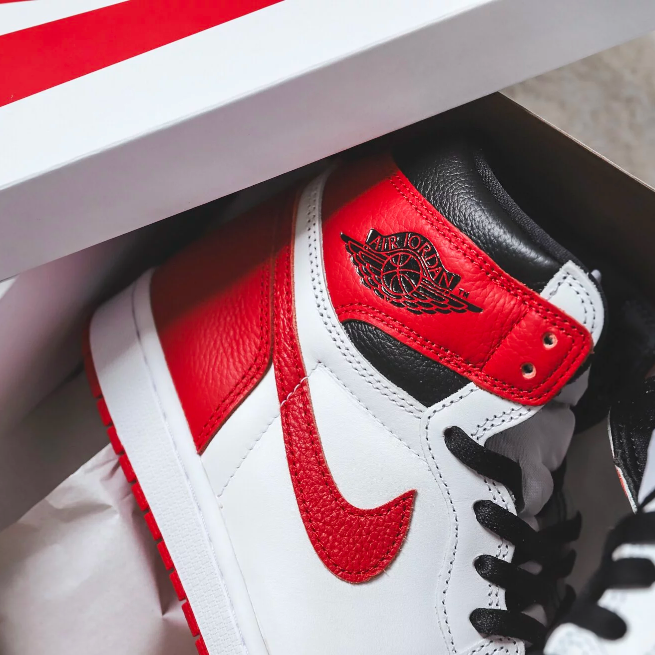 Nike Air Jordan 1 Retro High OG Heritage [555088-161] – hyped.